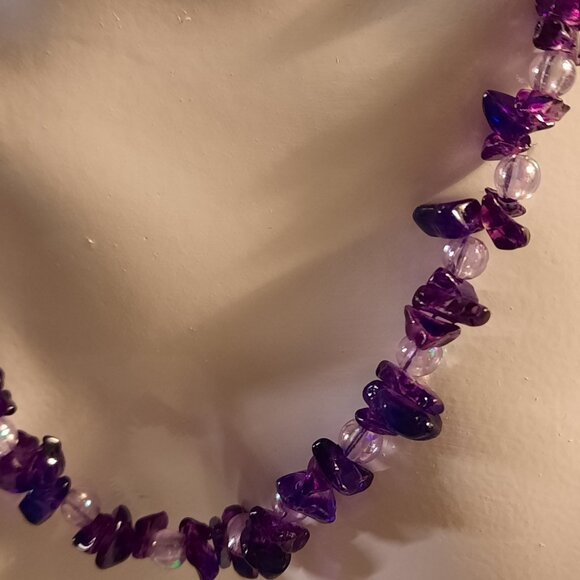 Brand New pretty Handmade Necklace - Picture 2 of 2